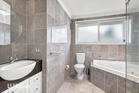 Absolute Waterfront @ Anna Bay - Hotel Accommodation 2