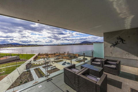 Accommodate Canberra - Aurora - Hotel Accommodation 0