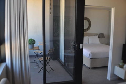 Accommodate Canberra - Azure - Hotel Accommodation 0