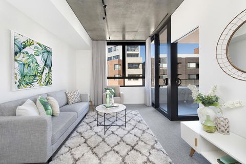 Accommodate Canberra - Azure - Hotel Accommodation 1