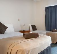 Accommodation on Denham - Hotel Accommodation