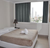 Accommodation Sydney City Centre - Hyde Park Plaza 3 bedroom 1 bathroom Apartment - Hotel Accommodation