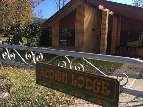 Acorn Lodge - Hotel Accommodation 2