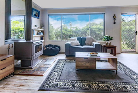 ACOULLVIEW - Hotel Accommodation 0