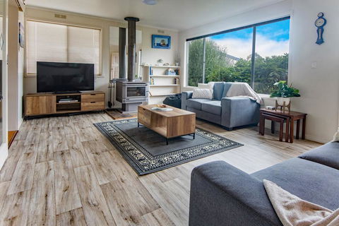 ACOULLVIEW - Hotel Accommodation 2