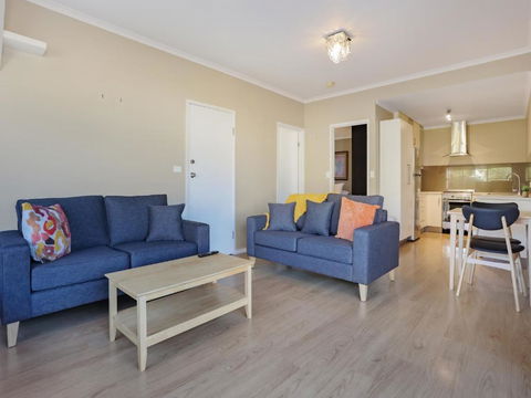 Eagle Heights Holiday Units - Hotel Accommodation 1