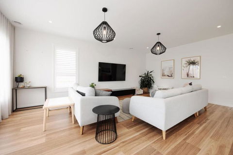 EDEN Spacious Torquay Family Escape - Hotel Accommodation 1