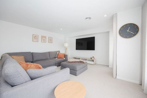 EDEN Spacious Torquay Family Escape - Hotel Accommodation 3
