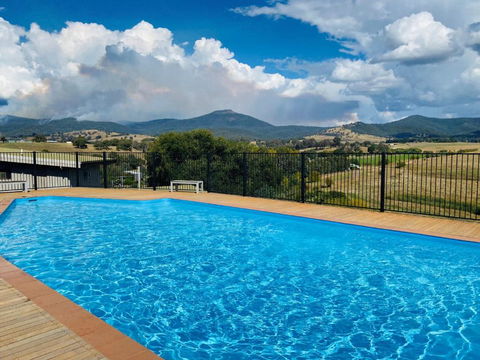 ELM Accommodation - Merrijig - Hotel Accommodation 0
