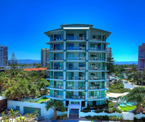 Emerald Sands Holiday Apartments - Hotel Accommodation 0