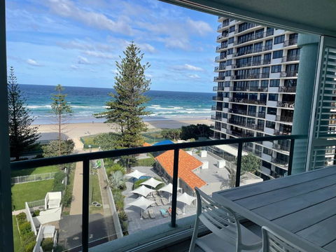 Emerald Sands Holiday Apartments - Hotel Accommodation 2