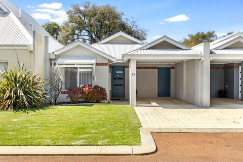 Escape To 28 At Cape View - Hotel Accommodation 0