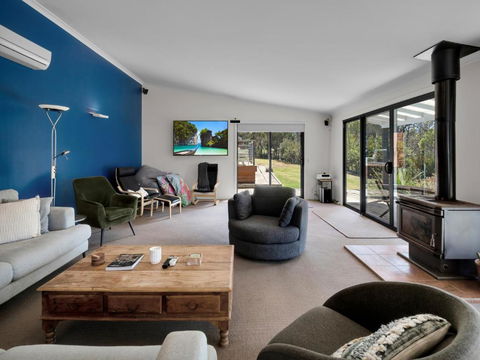 Escape To Bicheno - Hotel Accommodation 2