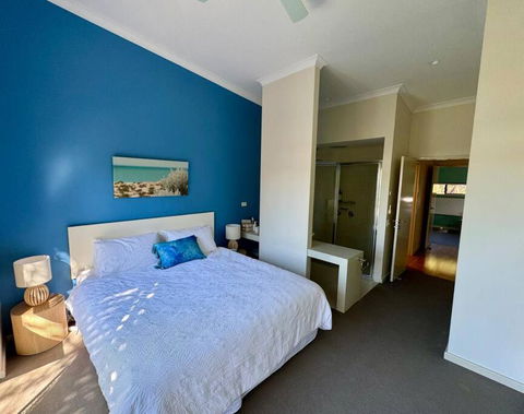 Escape To Preston Beach - Hotel Accommodation 2