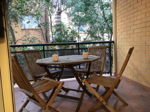 Escape To Strathfield For 8 Guests - Hotel Accommodation 4