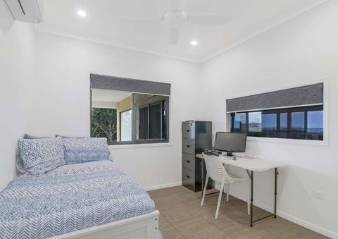 ESCAPE WITH A VIEW - Hotel Accommodation 1