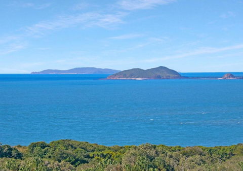 ESCAPE WITH A VIEW - Hotel Accommodation 3