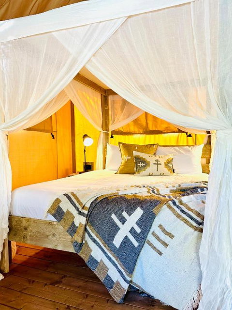 Esk Luxury Glamping Tents - Hotel Accommodation 4
