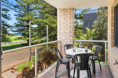 Esplanade Escape - Beachfront Family Bliss - Hotel Accommodation 3