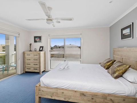 Esplanade Frontage 4 209 - Hotel Accommodation 4