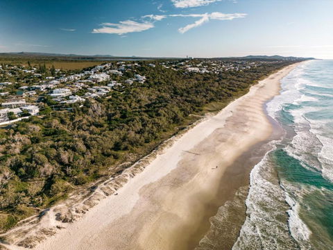 Essence Peregian Beach Resort - Lily 4 Bedroom Luxury Home With Private Pool - Hotel Accommodation 2