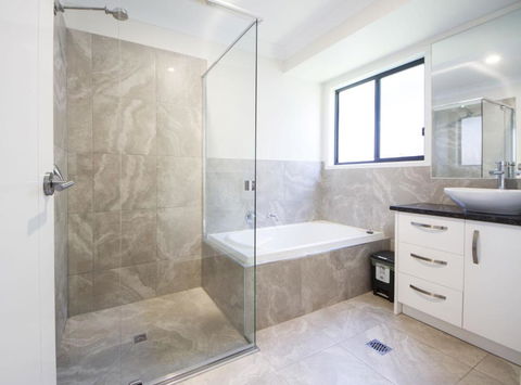 Executive Home Accommodation 34 - Hotel Accommodation 4