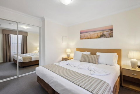 Fabulous Apt In Northbridge With Pool & WiFi - Hotel Accommodation 2