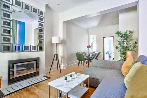 Gorgeous 2 Bedroom House Ultimo 2 E-Bikes Included - Hotel Accommodation 3