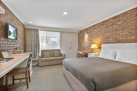 Golden Square Motor Inn - Hotel Accommodation 1