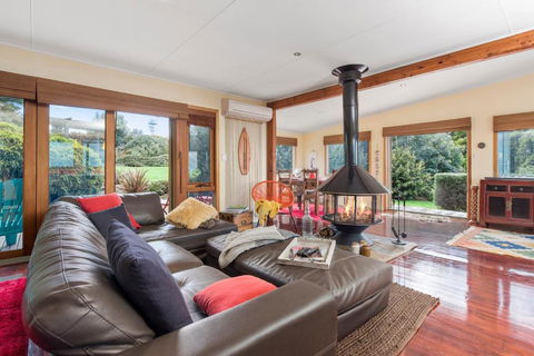 Gone Surfin - Hotel Accommodation 0