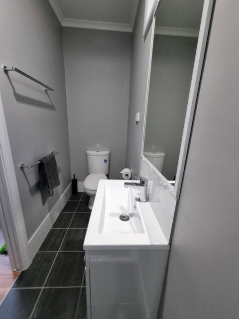 Gulgong Tourist Park - Hotel Accommodation 1