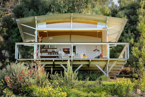 Hobart Hideaway Pods - Hotel Accommodation 0