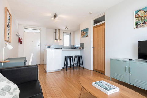 Indigo Sky - Hotel Accommodation 2