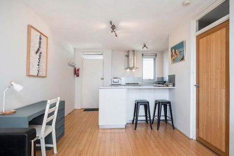 Indigo Sky - Hotel Accommodation 3