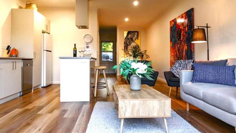 Hotel Trentham Villa 2 - Hotel Accommodation 0