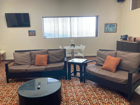 Inspirations Mullewa - Hotel Accommodation 3