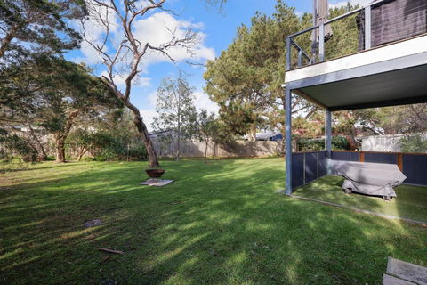 Island Court - Hotel Accommodation 2