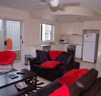 Adrift 5B Scott Street - Hotel Accommodation