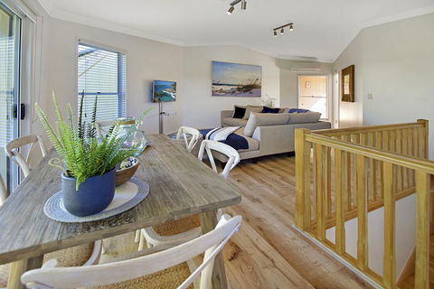 Advance Place - Hotel Accommodation 0