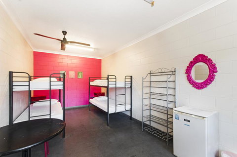 Adventurers Backpackers - Hotel Accommodation 3