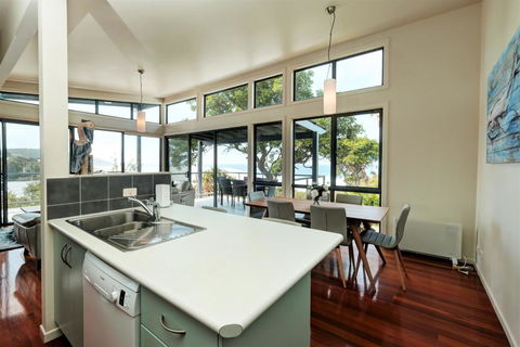 AIYANA - Hotel Accommodation 3