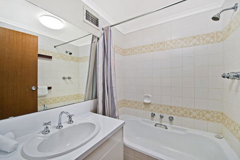 Akuna 14, 6 Joffre Street, - Hotel Accommodation 3