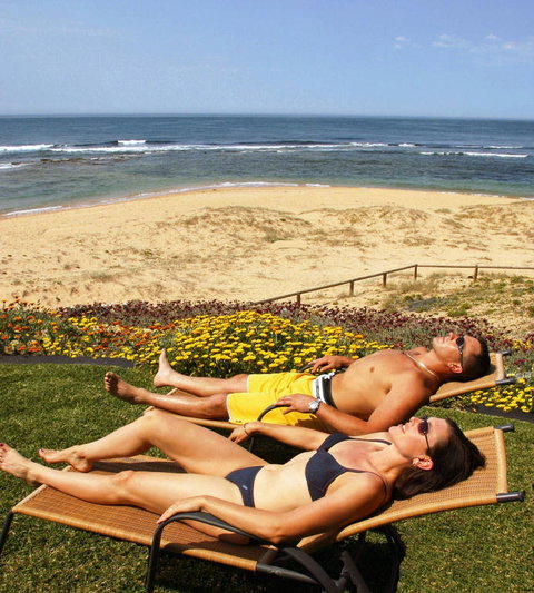 Al Mare Beachfront Retreat - Hotel Accommodation 3