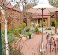 Albury Cottages - Hotel Accommodation