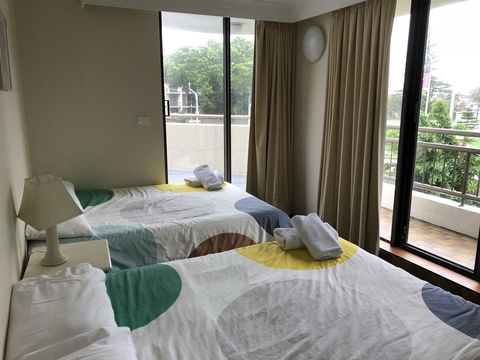 Alexander Holiday Apartments - Hotel Accommodation 1