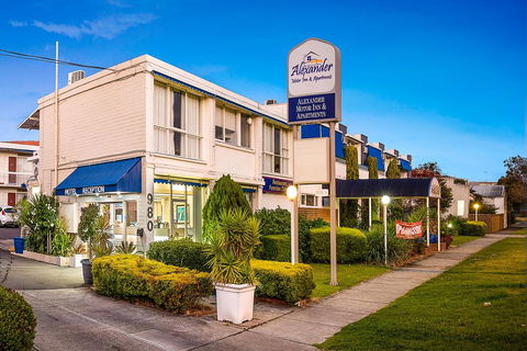 Alexander Motor Inn And Apartments - Hotel Accommodation 0