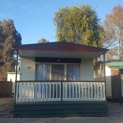 Alexandra Tourist Park - Hotel Accommodation 3