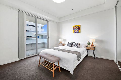 All Amenities Only Downstairs, 20 Mins To CBD - Hotel Accommodation 1