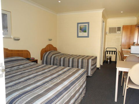 All Seasons Motor Lodge - Hotel Accommodation 2