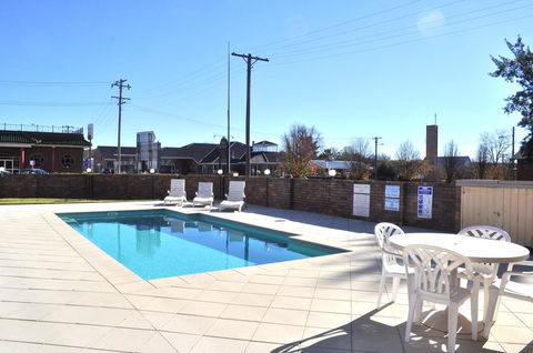 All Travellers Motor Inn - Hotel Accommodation 1